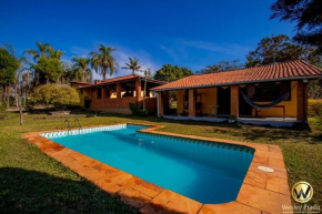 Chácara condomínio c/piscina, sala de jogos, campo